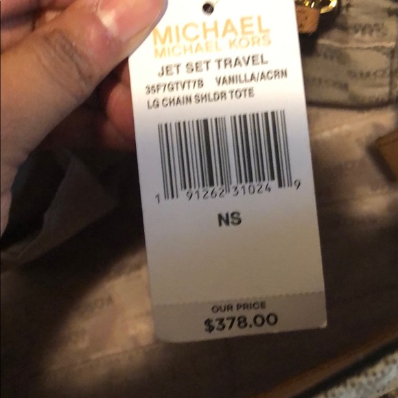 Michael Kors purse - Picture 4 of 5